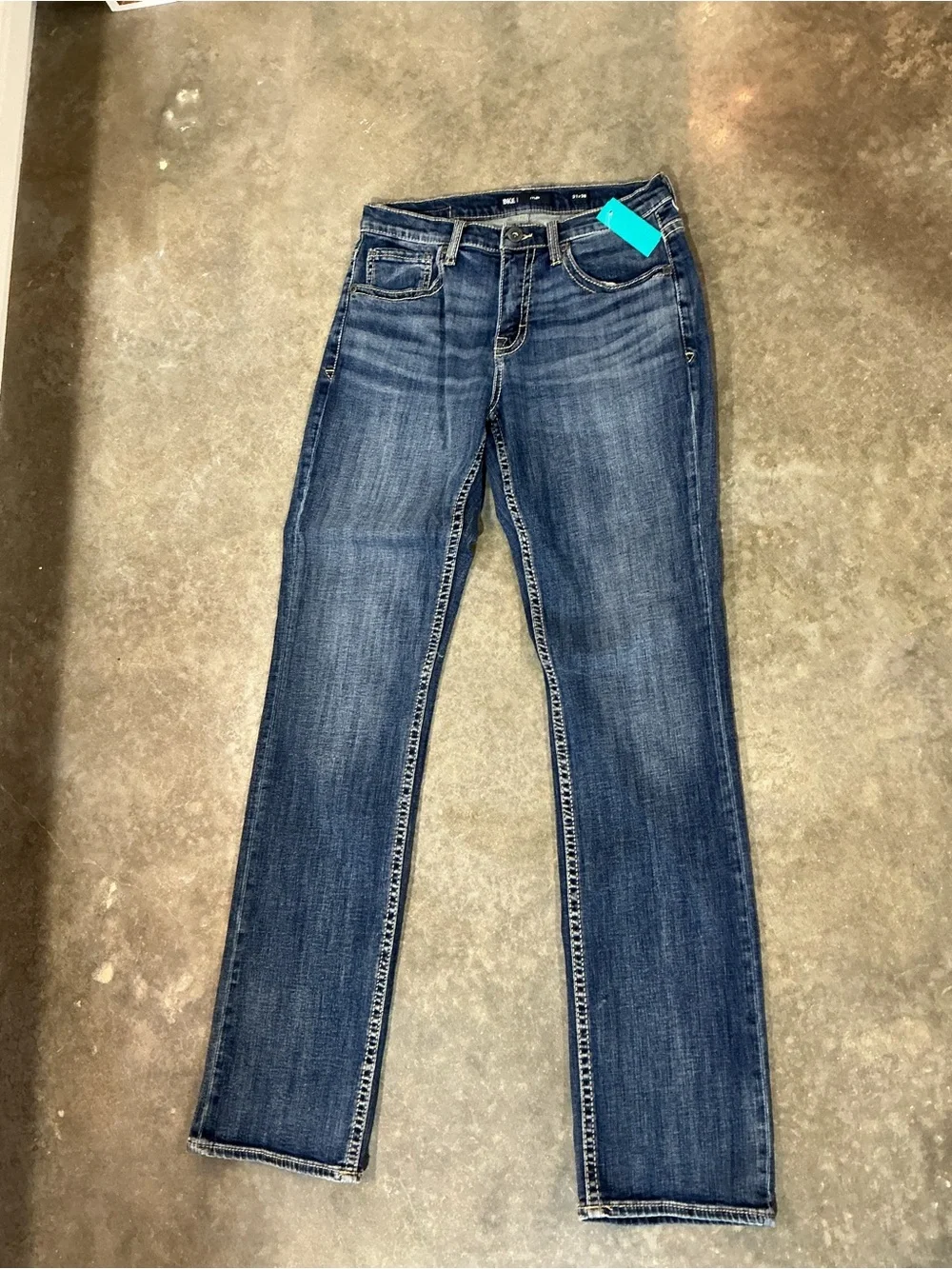 BKE Tyler Straight Leg Jeans Men’s 31x36 Medium Wash Stretch Denim Buckle Fit